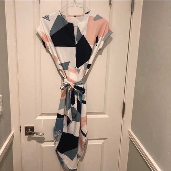 Boutique Geometric Print Midi Dress NWOT - Picture 4 of 6